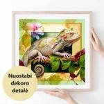 Medinė delionė Chameleonas ir gėlės