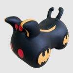 Šokliukas Batmobilis (Batmobile) 38 cm